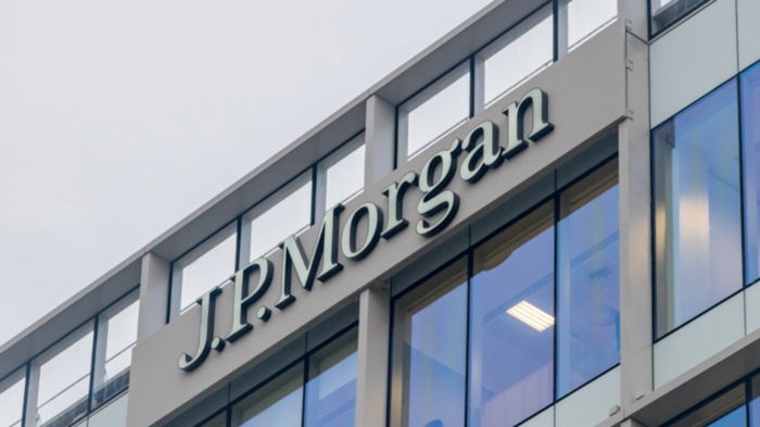 JPMorgan больше не прогнозирует биткоин по $146 000, оценка опустилась до $38 000