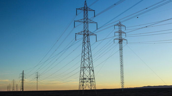 За год цена на электричество выросла в полтора раза