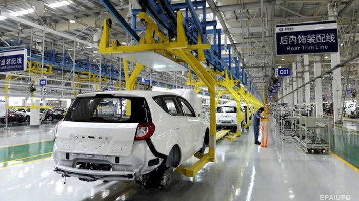 Китай впервые отправил на экспорт свыше 2 млн автомобилей