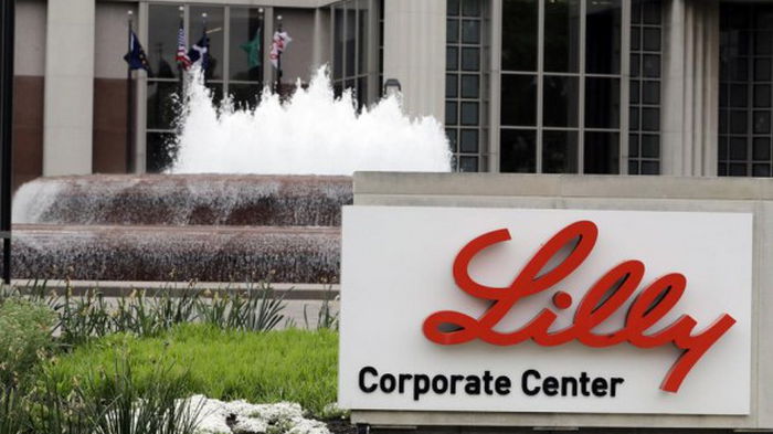 В США закупили более 600 тыс. доз новых антител для лечения Омикрона