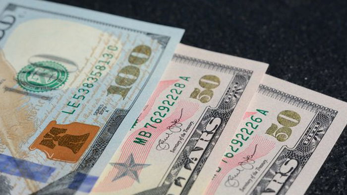 Курс доллара на межбанке еще вырос