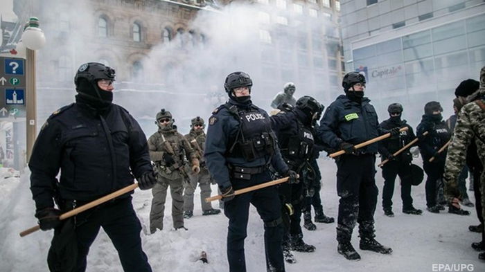 В Оттаве полиция разогнала «Конвой свободы» (видео)