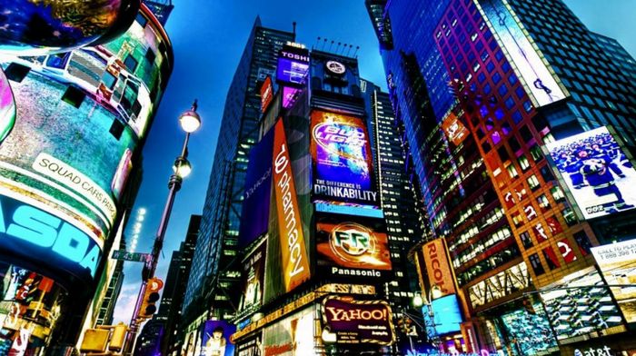 Особенности и преимущества наружной рекламы