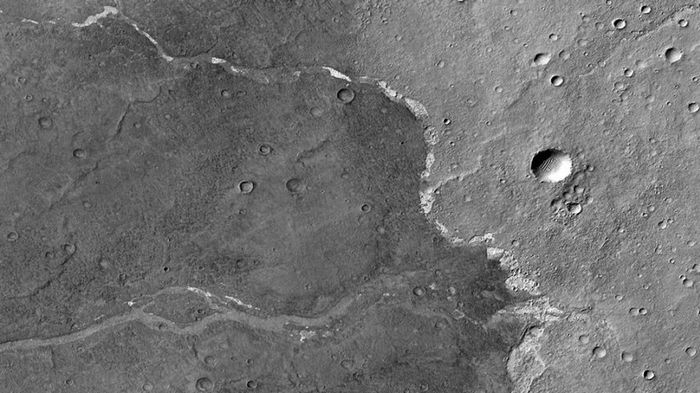 Ученые NASA обнаружили, что вода на Марсе была позже, чем считалось