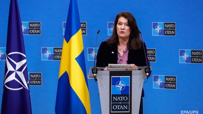 Швеция высылает трех российских дипломатов