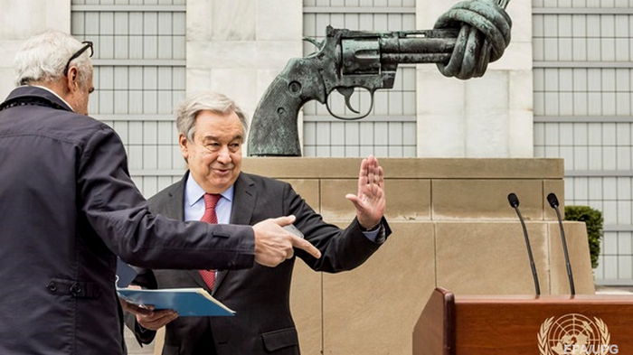 Генсек ООН посетит Украину