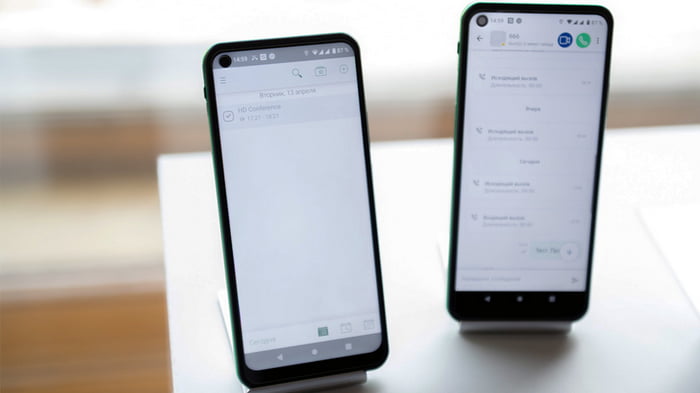 Российский смартфон почти не продается даже в условиях дефицита