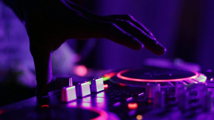 Музыкальный стиль Techno: особенности направления