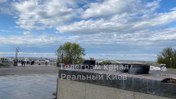 Арка Свободы: В Киеве переименовали арку Дружбы народов
