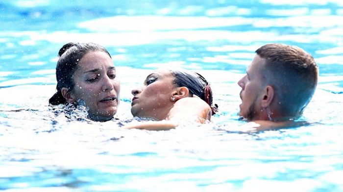 Спортсменка чуть не утонула на ЧМ по водным видам спорта