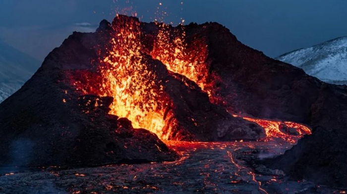 На 100 млн лет раньше. Первый кислород на Земле появился благодаря вулканам