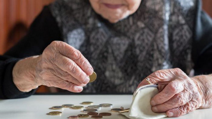 Украинцам рассказали, как ускорить получение пенсий
