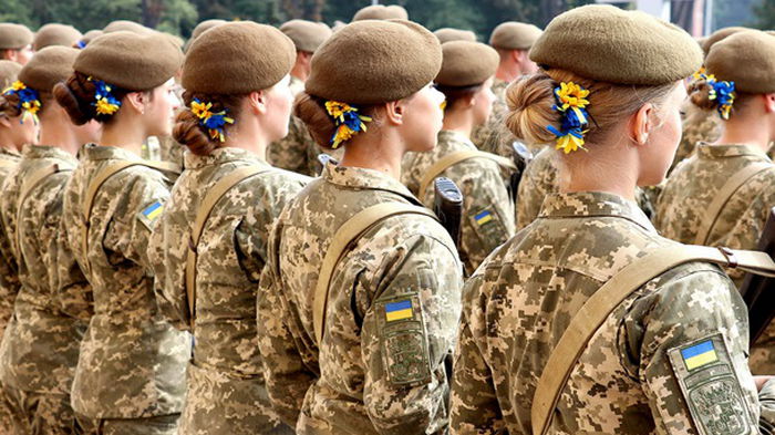 Воинский учет женщин: кто сможет выехать за границу