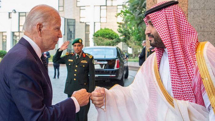 Байден рассчитывает на увеличение добычи нефти Саудовской Аравией