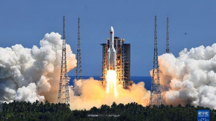 Китай запустил ракету с модулем для космической станции