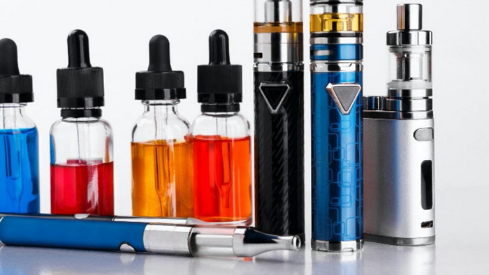 Чем отличаются жидкости для парения на обычном и солевом никотине