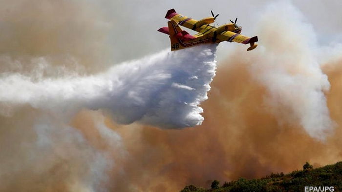 Новый пожар на юге Франции: огонь на 900 гектарах