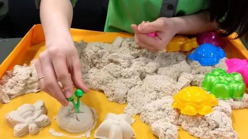 Кинетический песок и его преимущества