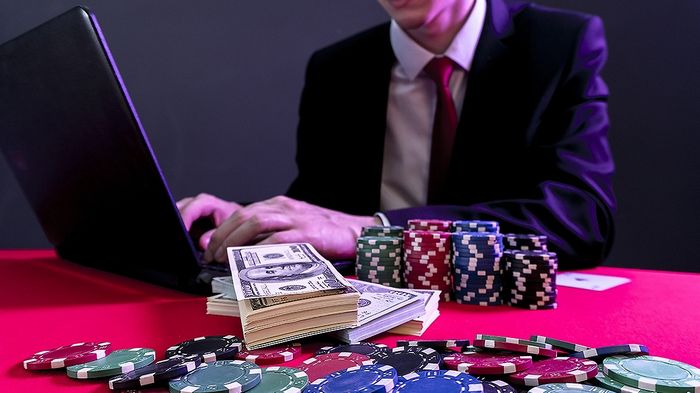 Почему многие решают играть в Вулкан казино на деньги