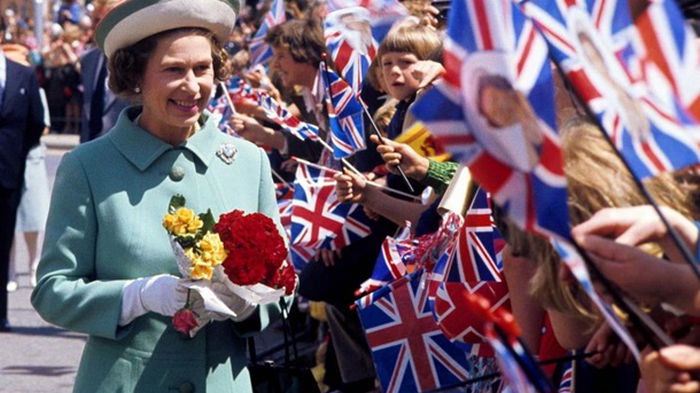 Представлен последний официальный портрет Елизаветы II