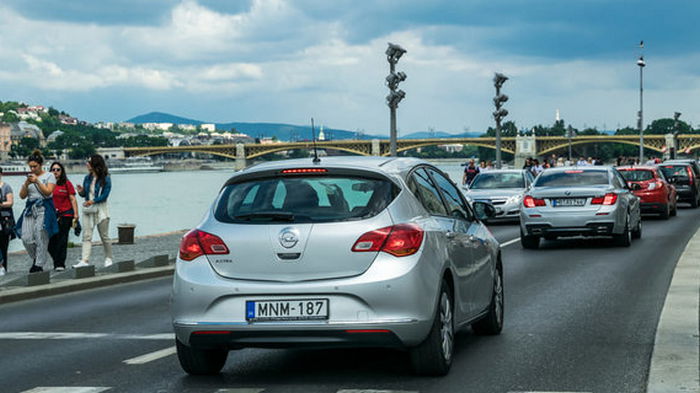 В Европе впервые за 13 месяцев вырос спрос на новые автомобили