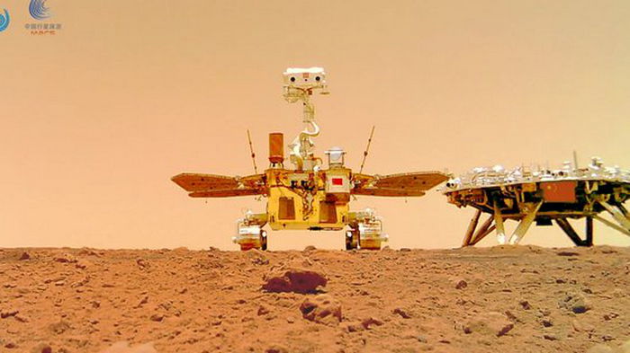 Китайский марсоход нашел на Марсе доказательства существования океана