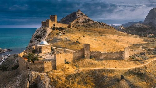 Генуэзская крепость