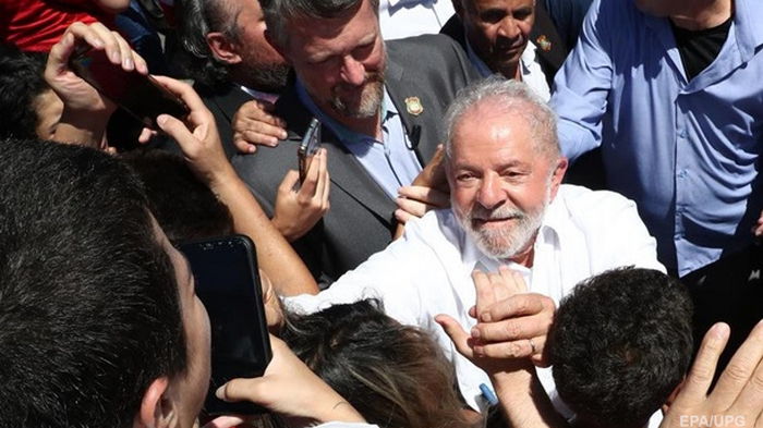 Зеленский поздравил с победой новоизбранного президента Бразилии