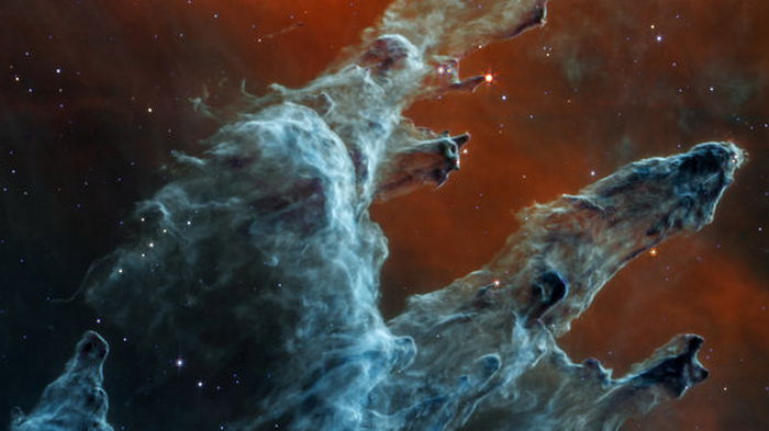 Телескоп Джеймс Уэбб сделал новое фото космического объекта Столпы творения