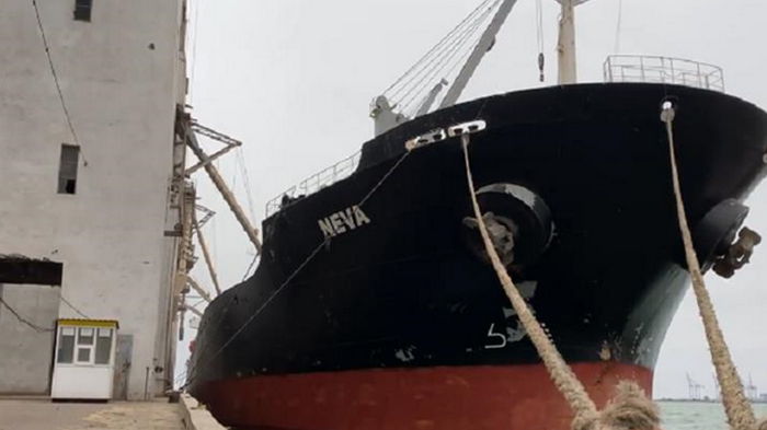 Из Украины вышел корабль с зерном для Сомали