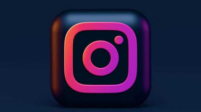 Instagram запускает свой клон BeReal – Candid Stories