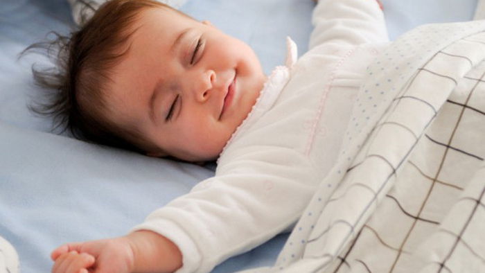 Ученые рассказали, почему маленькие дети много спят