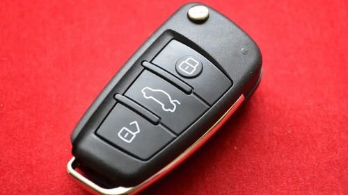 Почему следует покупать выкидные автомобильные ключи в компании Xhorse