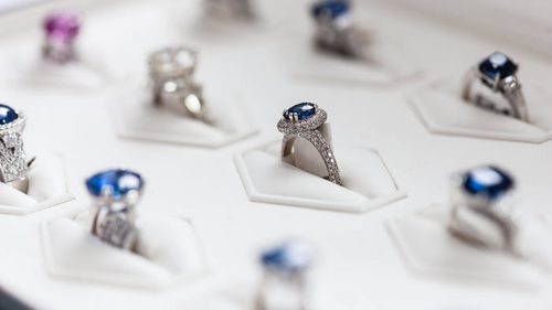 кольца с сапфирами