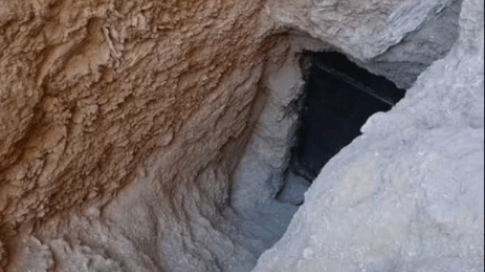 Британские археологи обнаружили египетскую гробницу неизвестного царя времен правления Нефертити