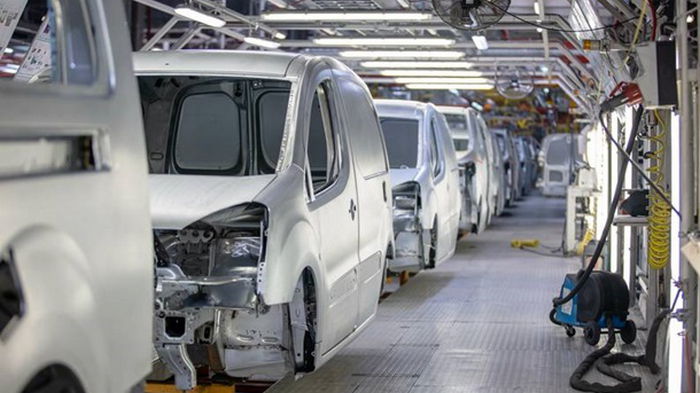 АвтоВАЗ приобрел завод Nissan в РФ за один евро
