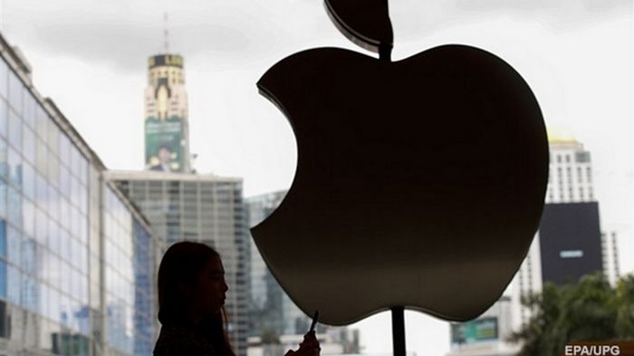 Производители продукции Apple хотят покинуть Китай — Bloomberg
