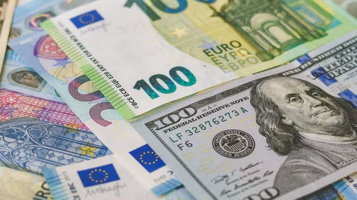 Евро дешевеет. Официальный курс валют