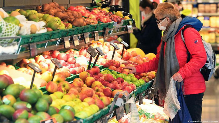 Что будет с ценами на фрукты в Украине: прогноз на лето 2023