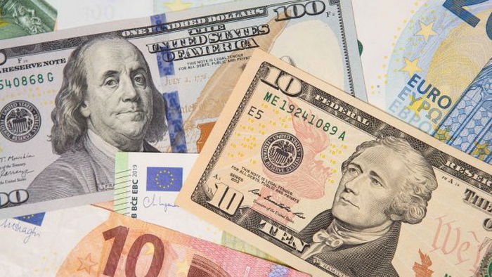 Месяц пиковых платежей: Украина в мае вернет кредиторам более 100 млрд гривен