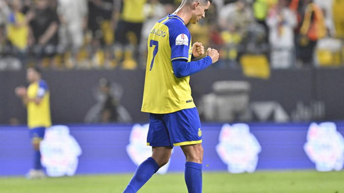 Роналду красивым голом принес Аль-Насру победу в чемпионате (видео)