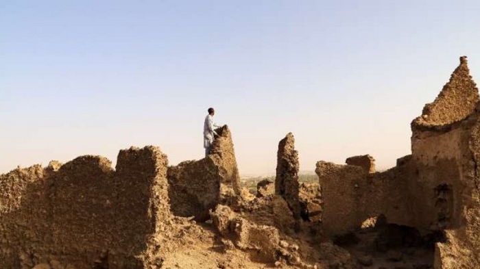 Построены из соли и глины: древние заброшенные поселения Сахары сбивают с толку ученых