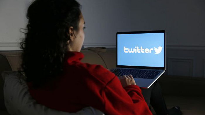 Twitter теперь не будет показывать сообщения пользователям без регистрации