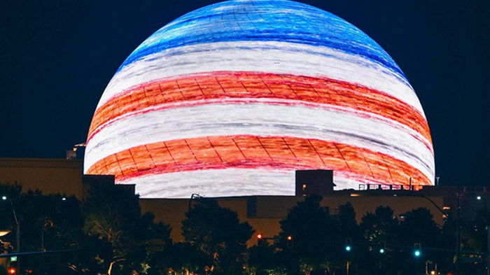 В Лас-Вегасе представили крупнейшее сферическое здание в мире (видео)