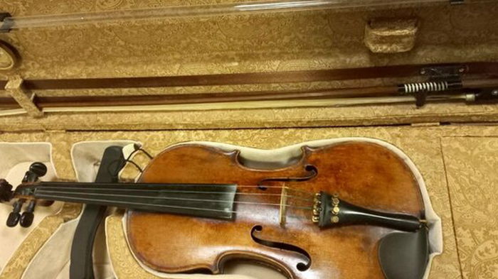 Из Украины пытались вывезти скрипку Страдивари, которой почти 300 лет