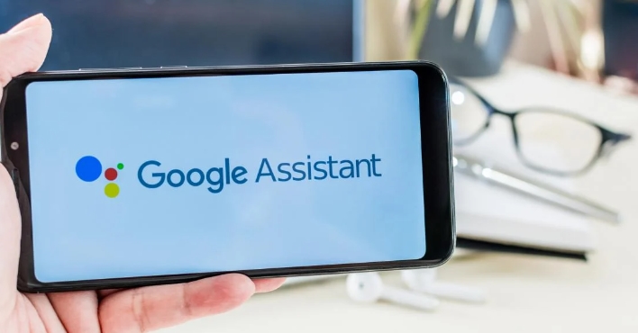 «Google Ассистент» получил крутую функцию – она пересказывает информацию с веб-страниц