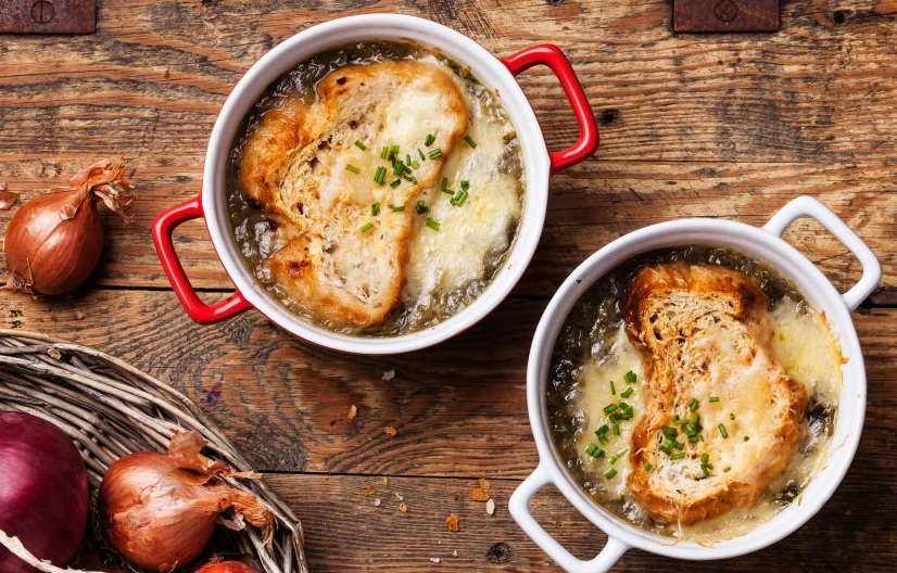 Луковый суп: классический французский рецепт