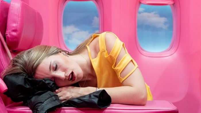 Ученые назвали эффективный способ выспаться на дальних рейсах