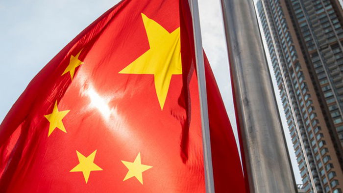 В Китае бывшего чиновника приговорили к 13 годам тюрьмы за взятки