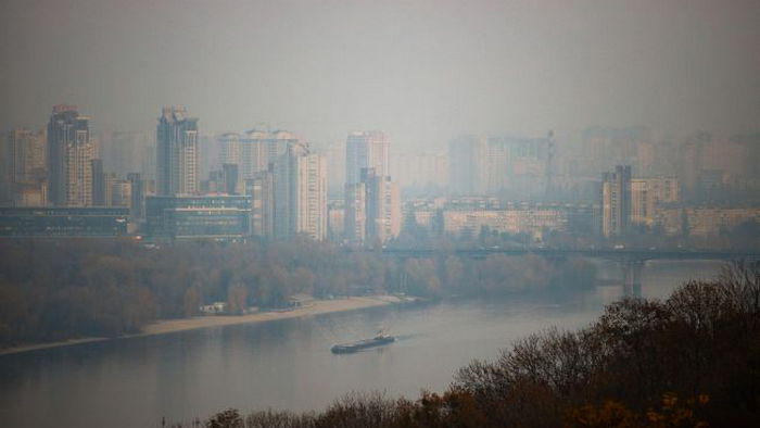 Спасатели предупредили украинских водителей о тумане: будет ночью и утром